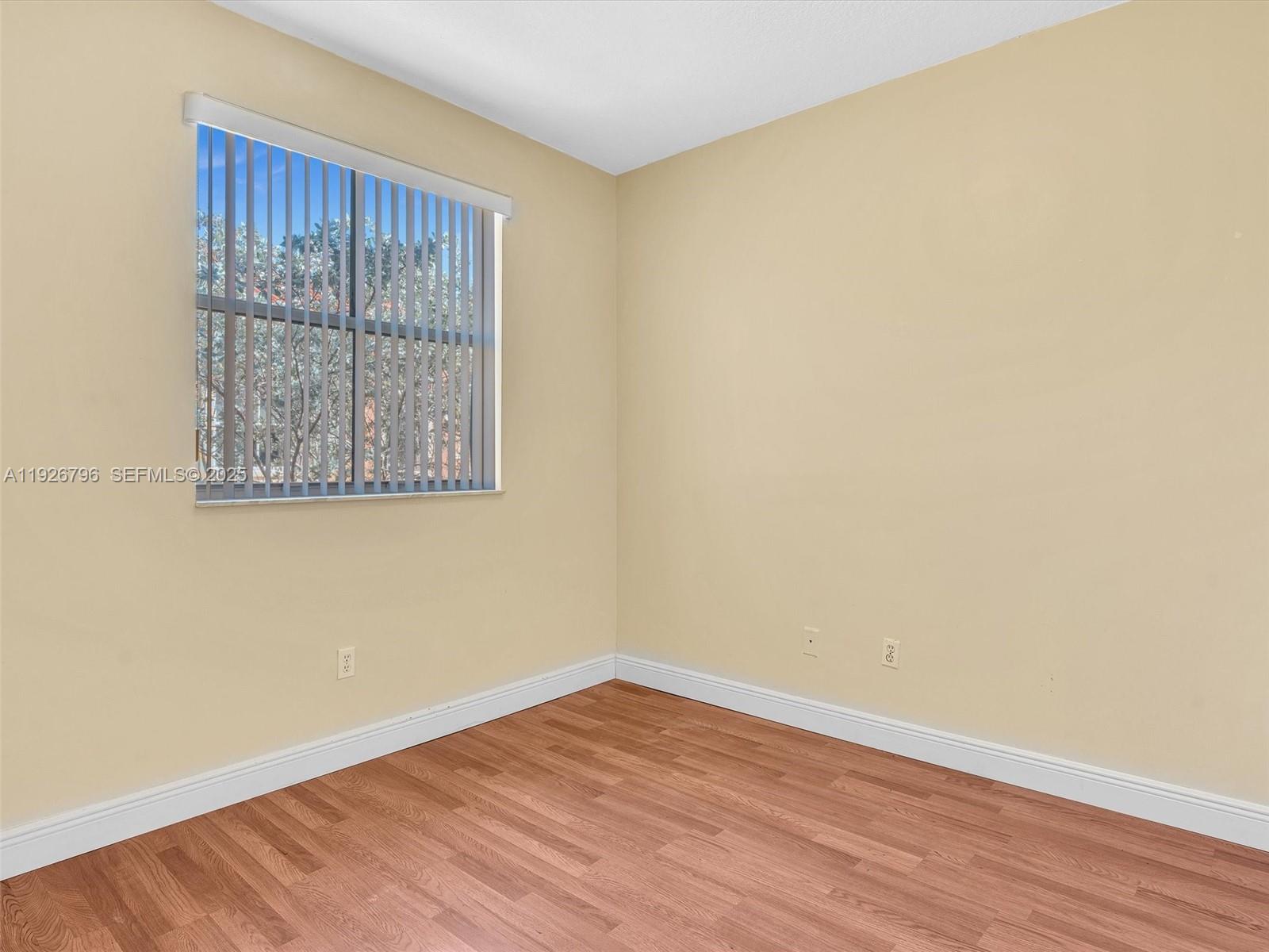 VILLAS AT HARBOR ISLES CO - Residential