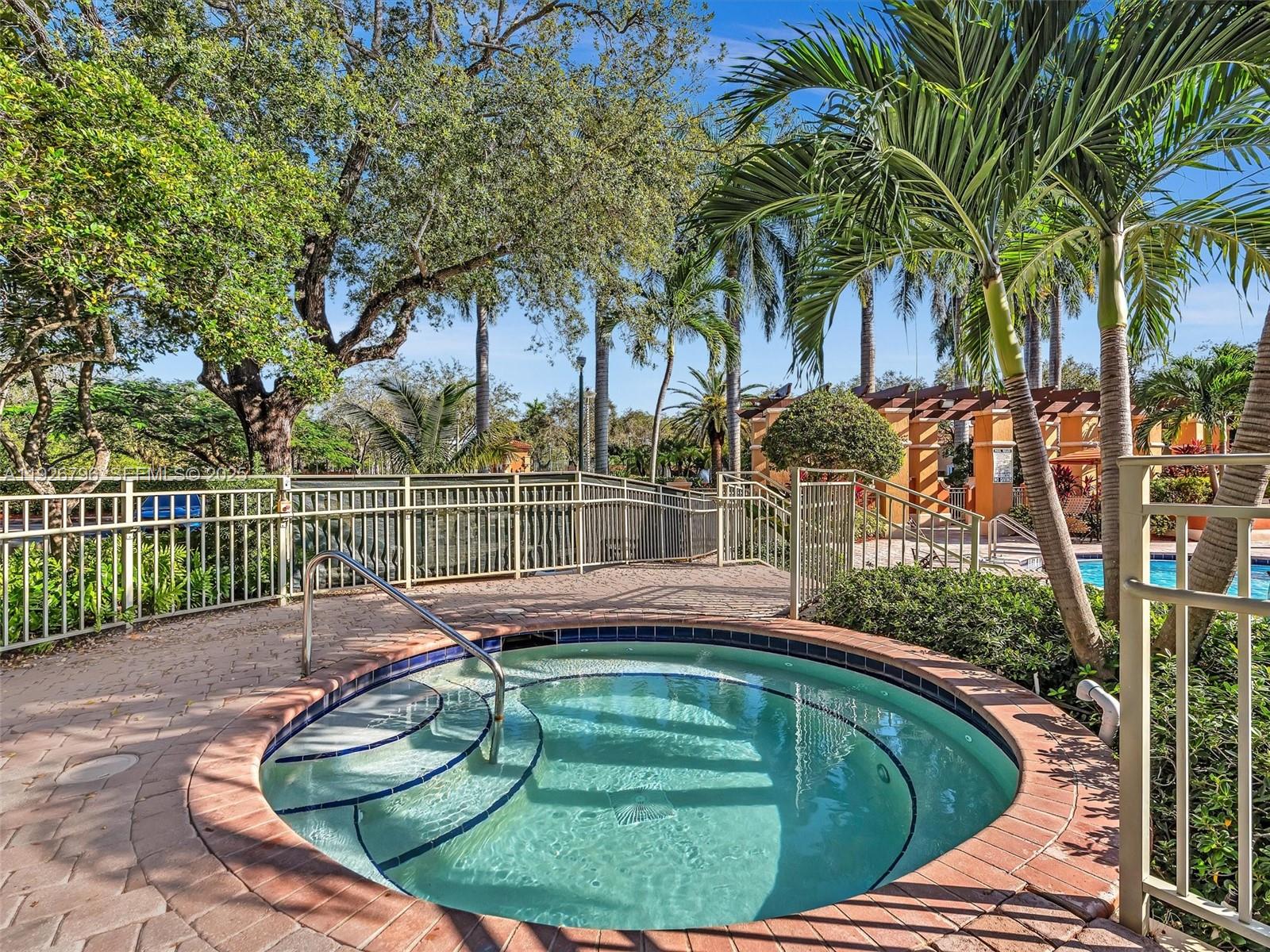 VILLAS AT HARBOR ISLES CO - Residential