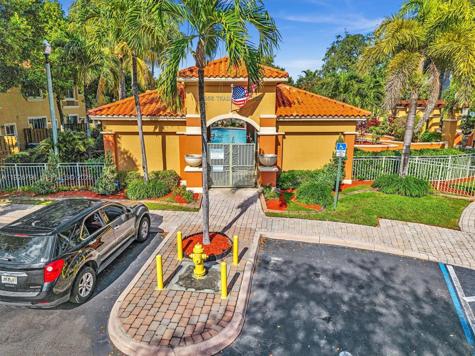 VILLAS AT HARBOR ISLES CO - Residential