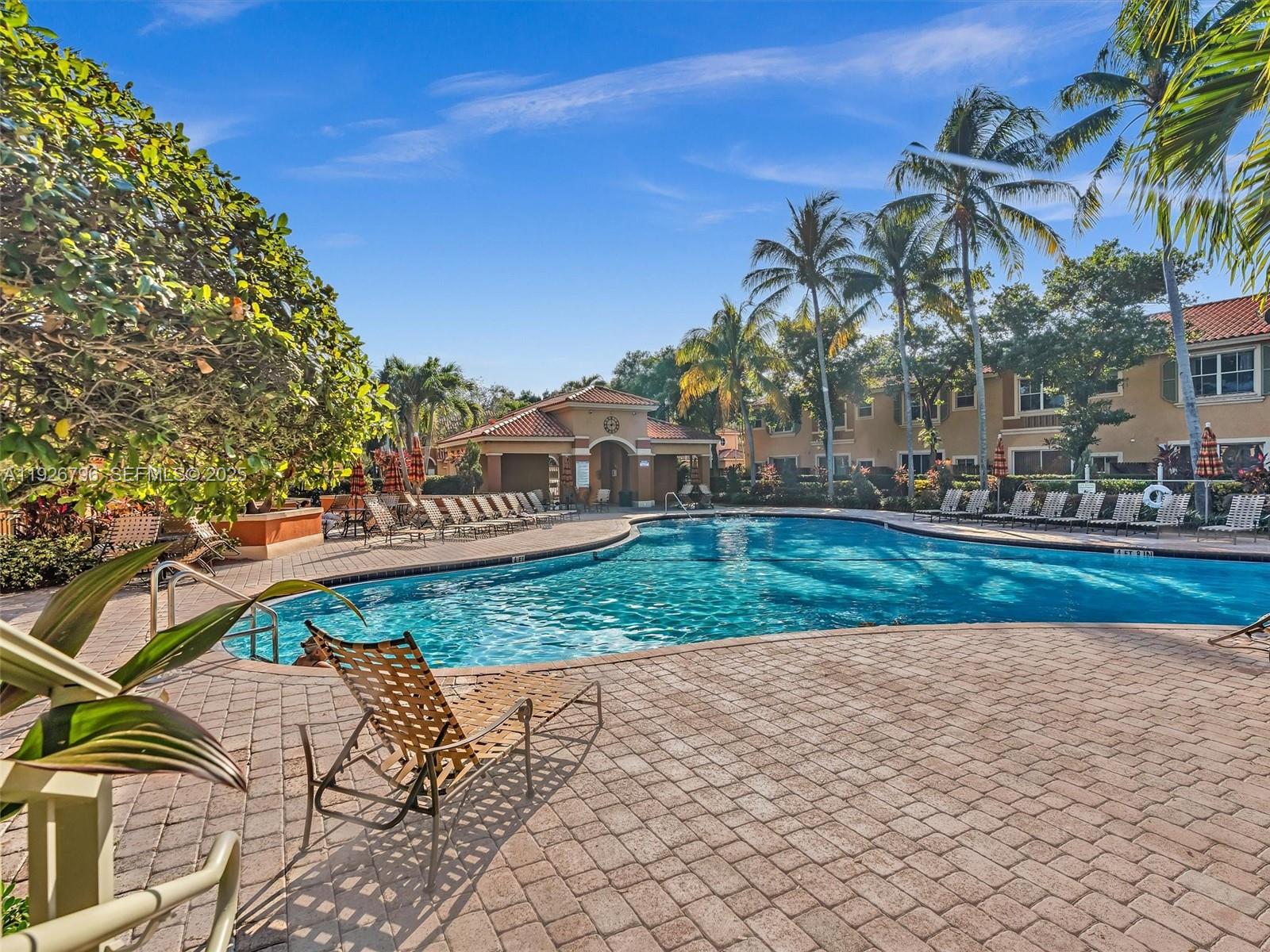 VILLAS AT HARBOR ISLES CO - Residential