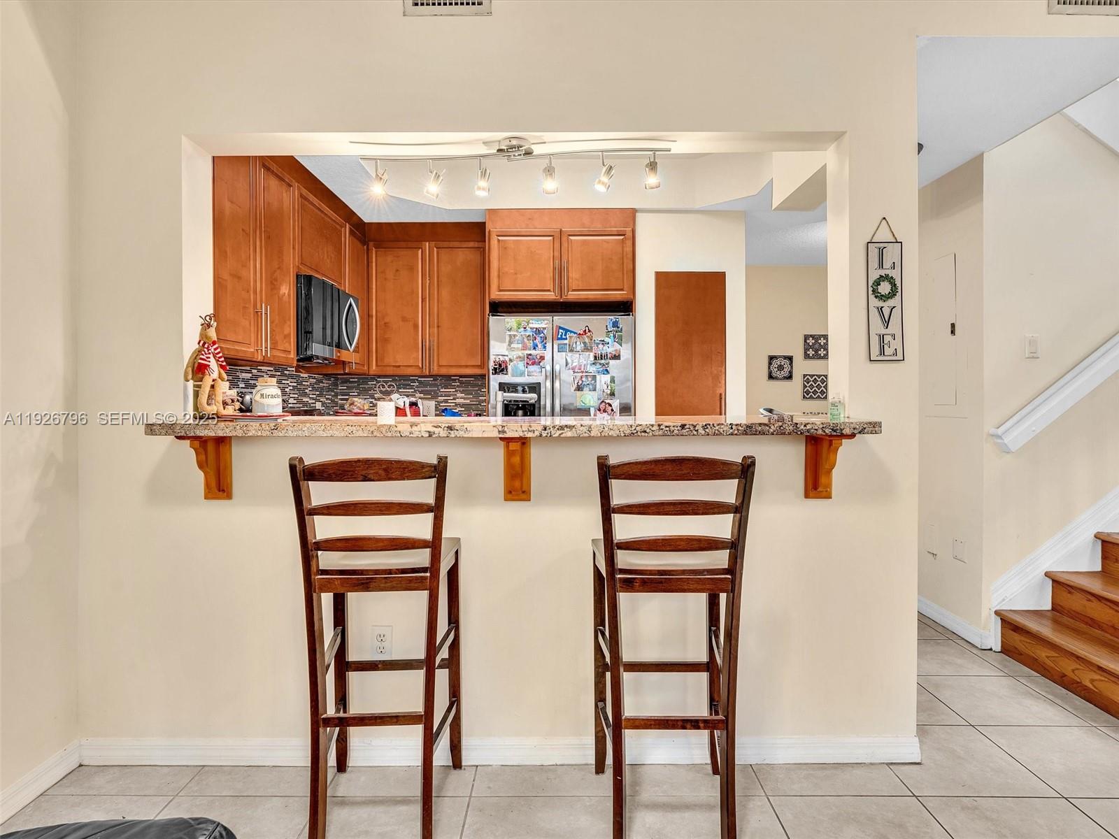 VILLAS AT HARBOR ISLES CO - Residential