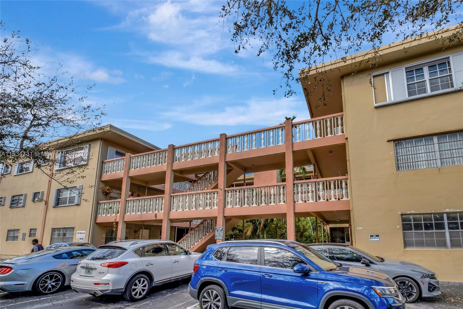 BARCLAY ARMS CONDO - Residential