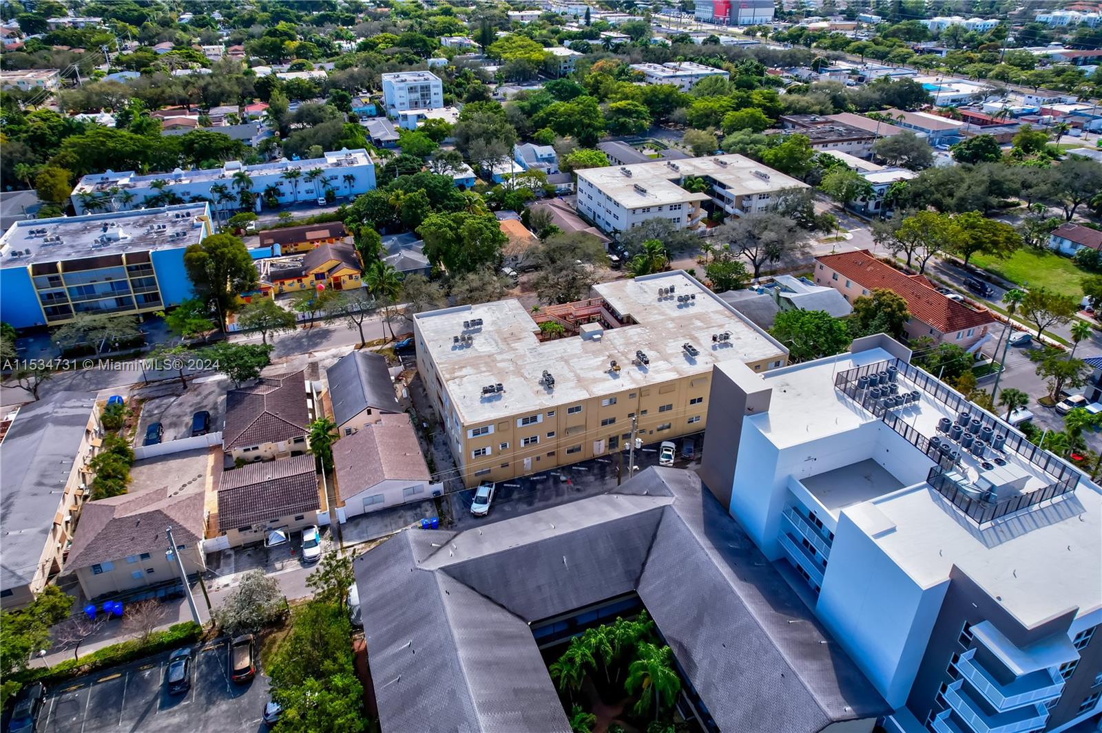 BARCLAY ARMS CONDO - Residential