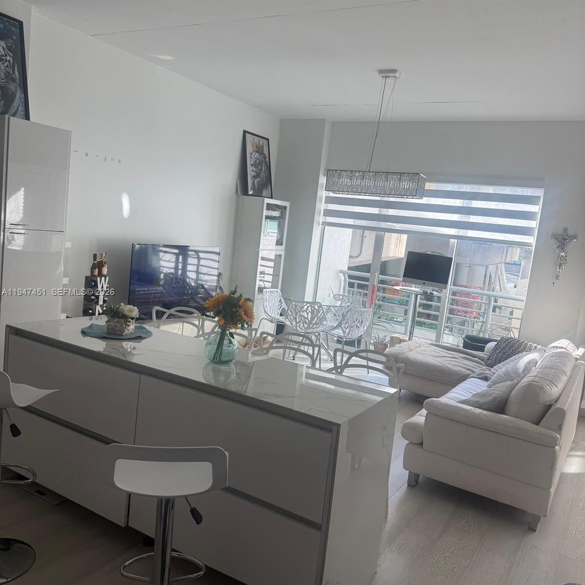 THE LOFT DOWNTOWN II COND - Residential