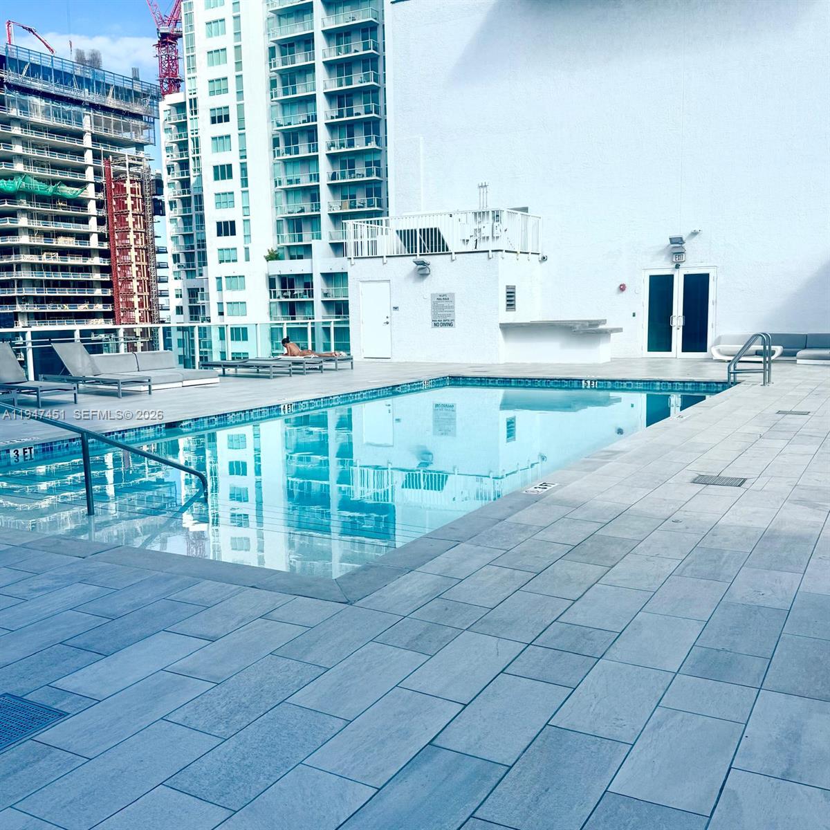 THE LOFT DOWNTOWN II COND - Residential