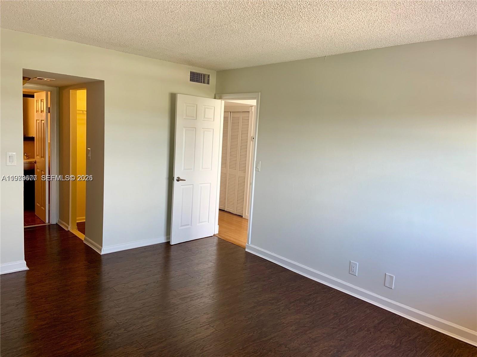 CRESTVIEW TOWERS CONDO - Residential