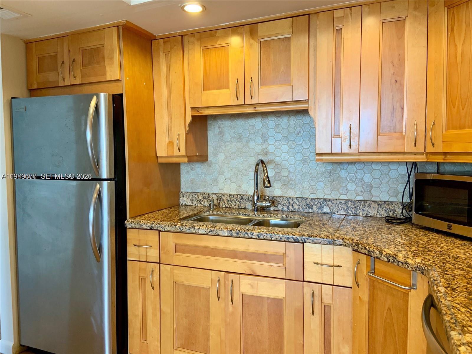 CRESTVIEW TOWERS CONDO - Residential