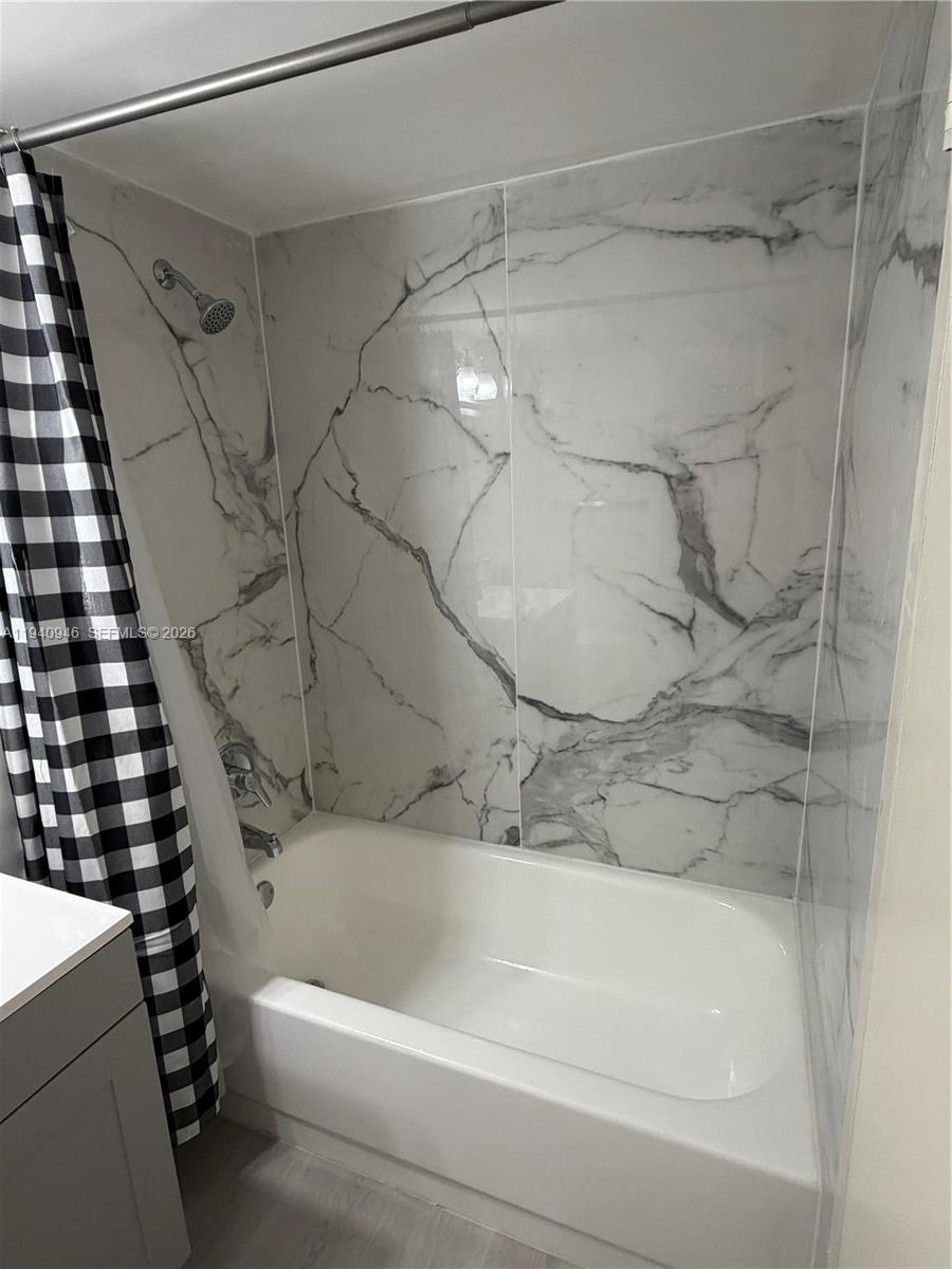 CYPRESS CHASE CONDO NO 1 - Residential