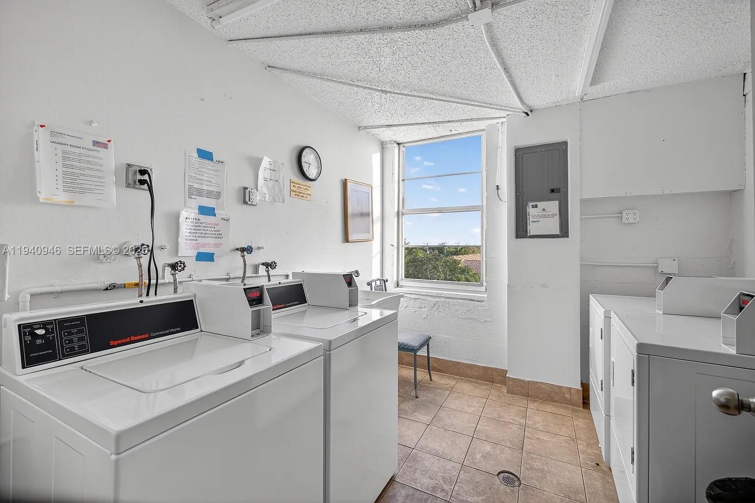 CYPRESS CHASE CONDO NO 1 - Residential