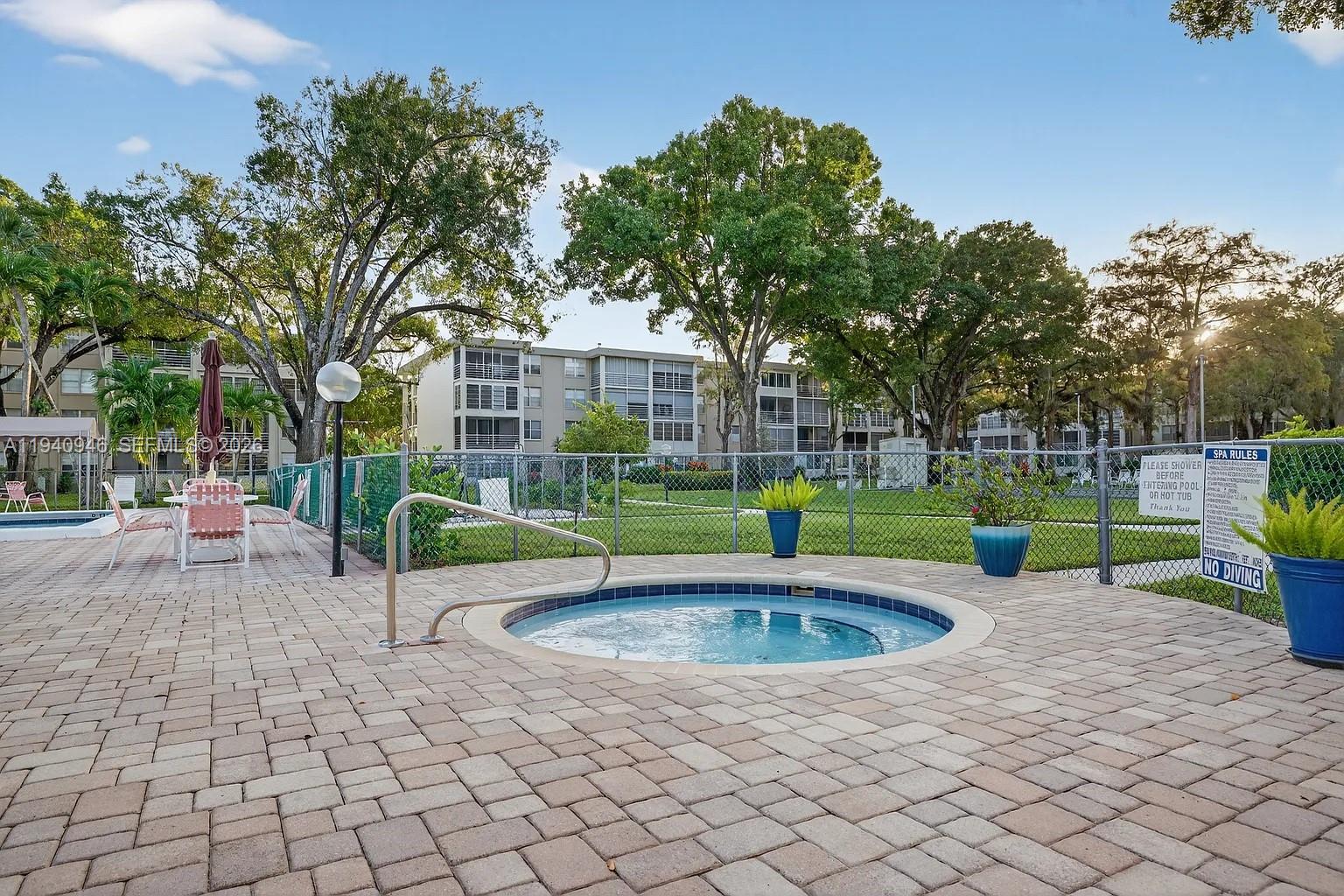 CYPRESS CHASE CONDO NO 1 - Residential