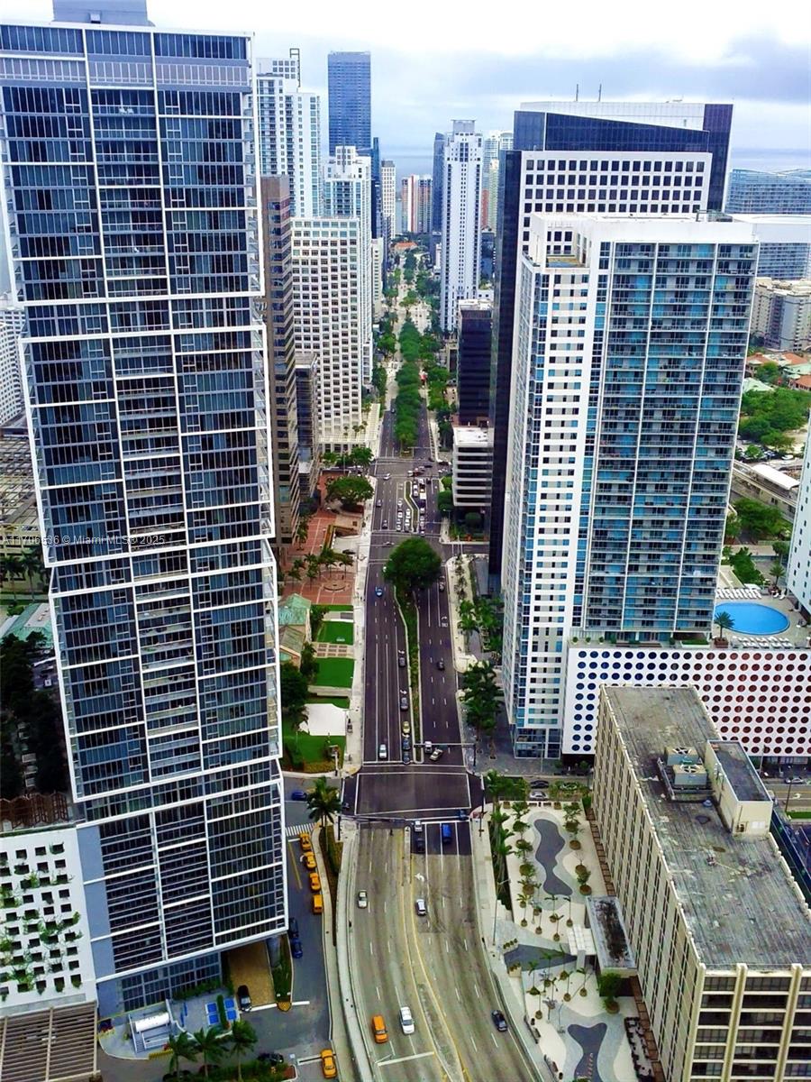 200 Biscayne Boulevard Way 4904, Miami, Broward County, Florida - 2 Bedrooms  
3 Bathrooms - 