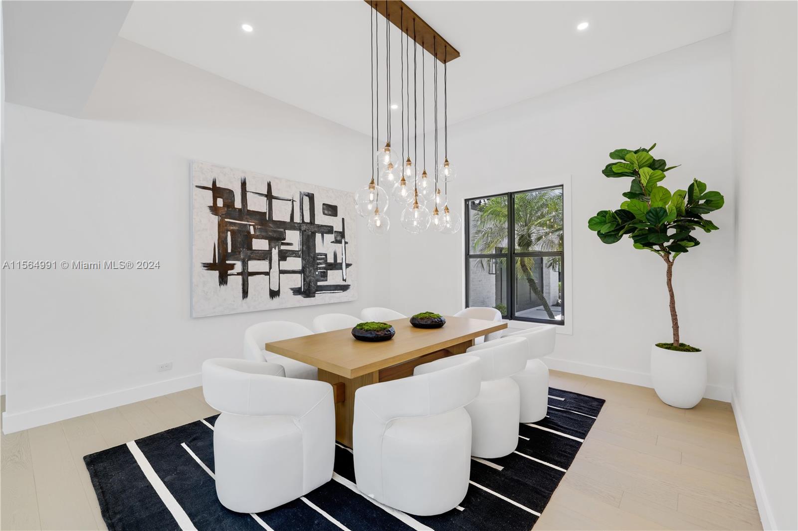 BREAKERS WEST - Residential