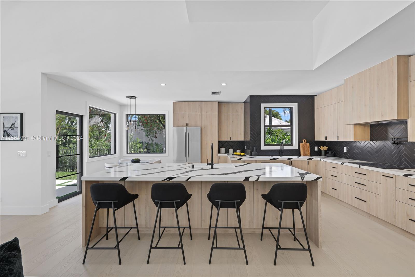 BREAKERS WEST - Residential