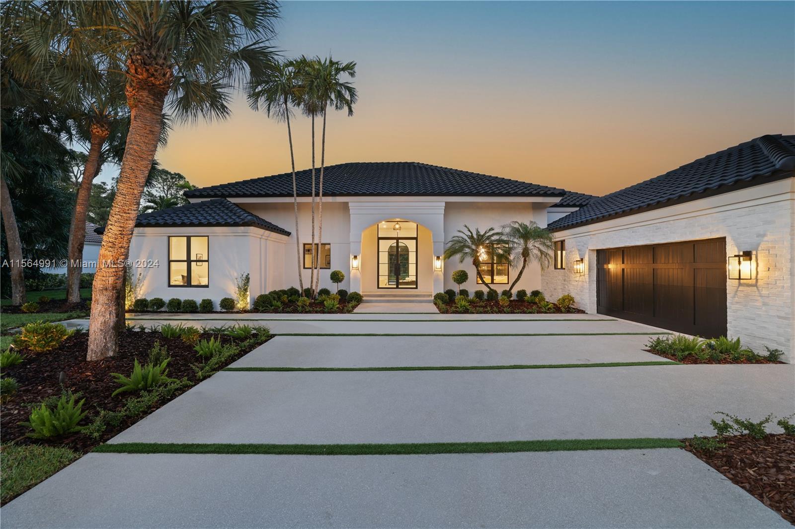 BREAKERS WEST - Residential