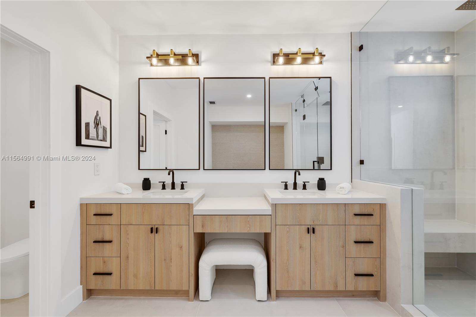 BREAKERS WEST - Residential