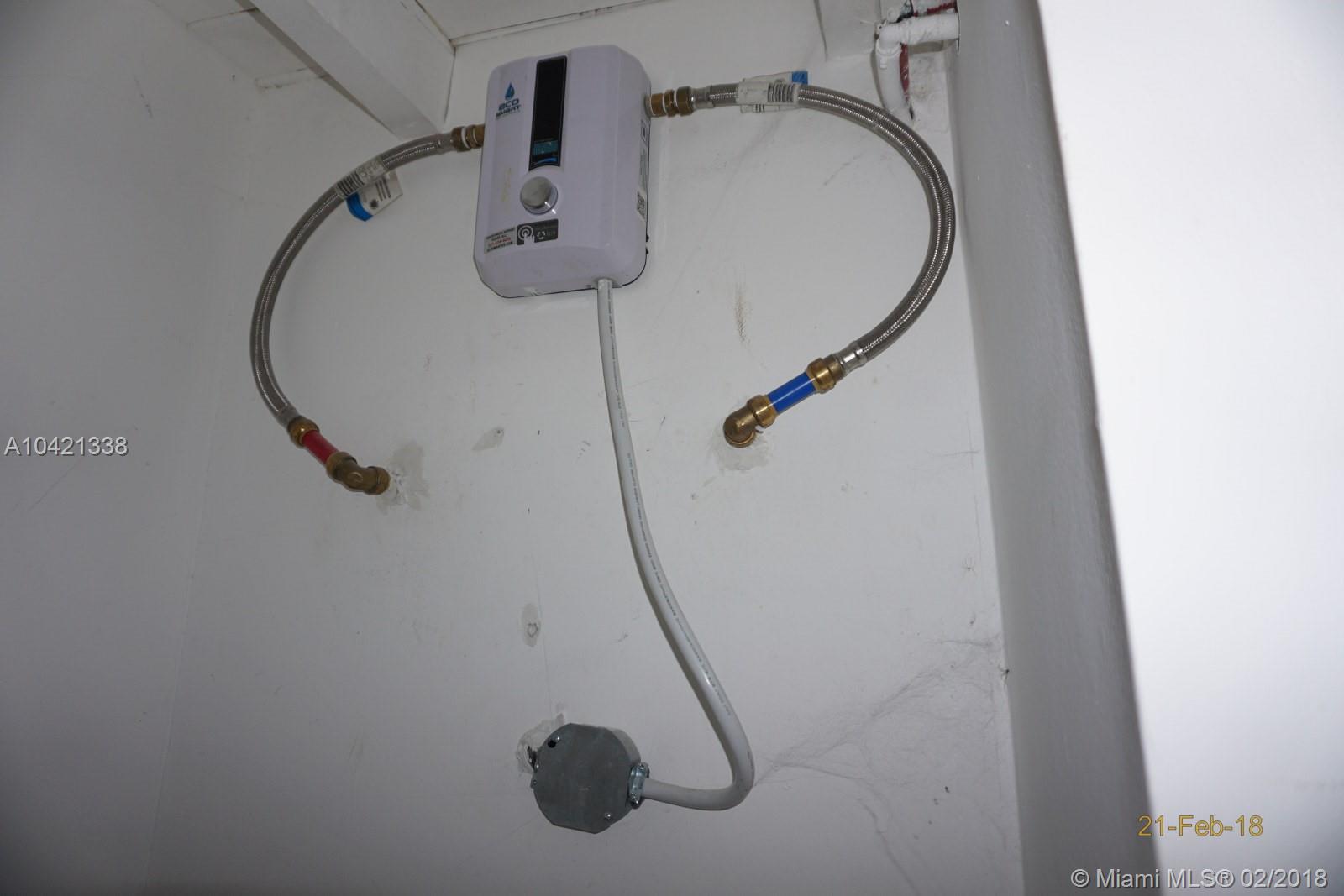 GERALD ESTATES - Residential Lease