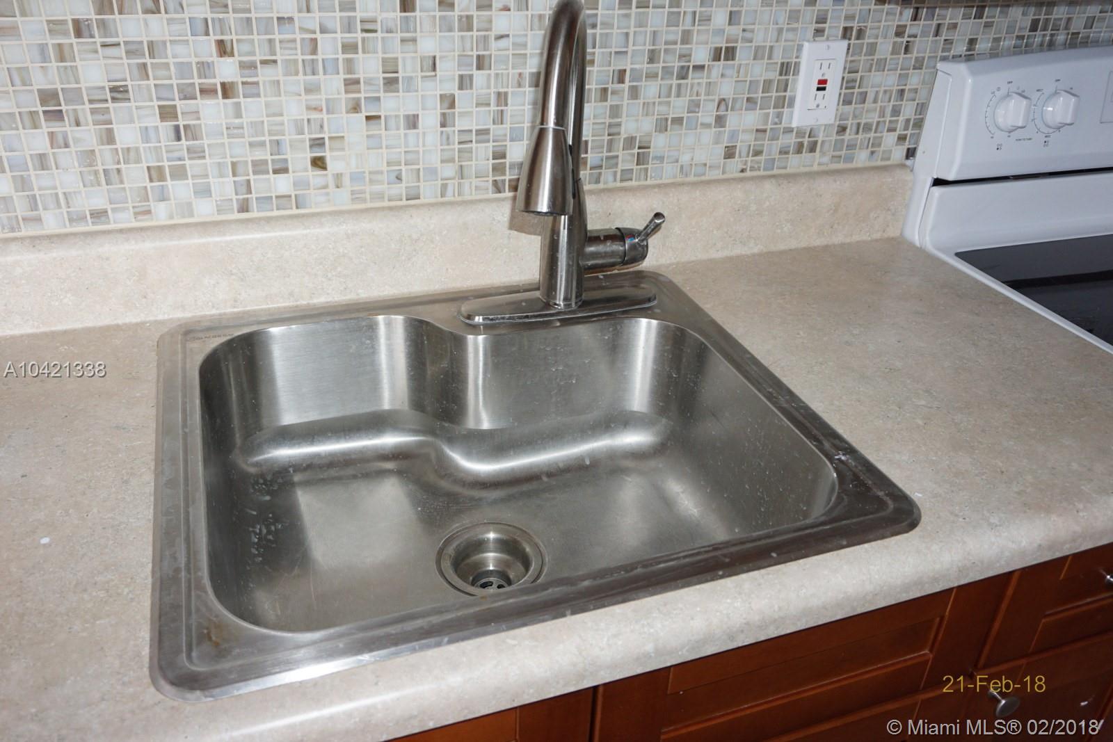 GERALD ESTATES - Residential Lease