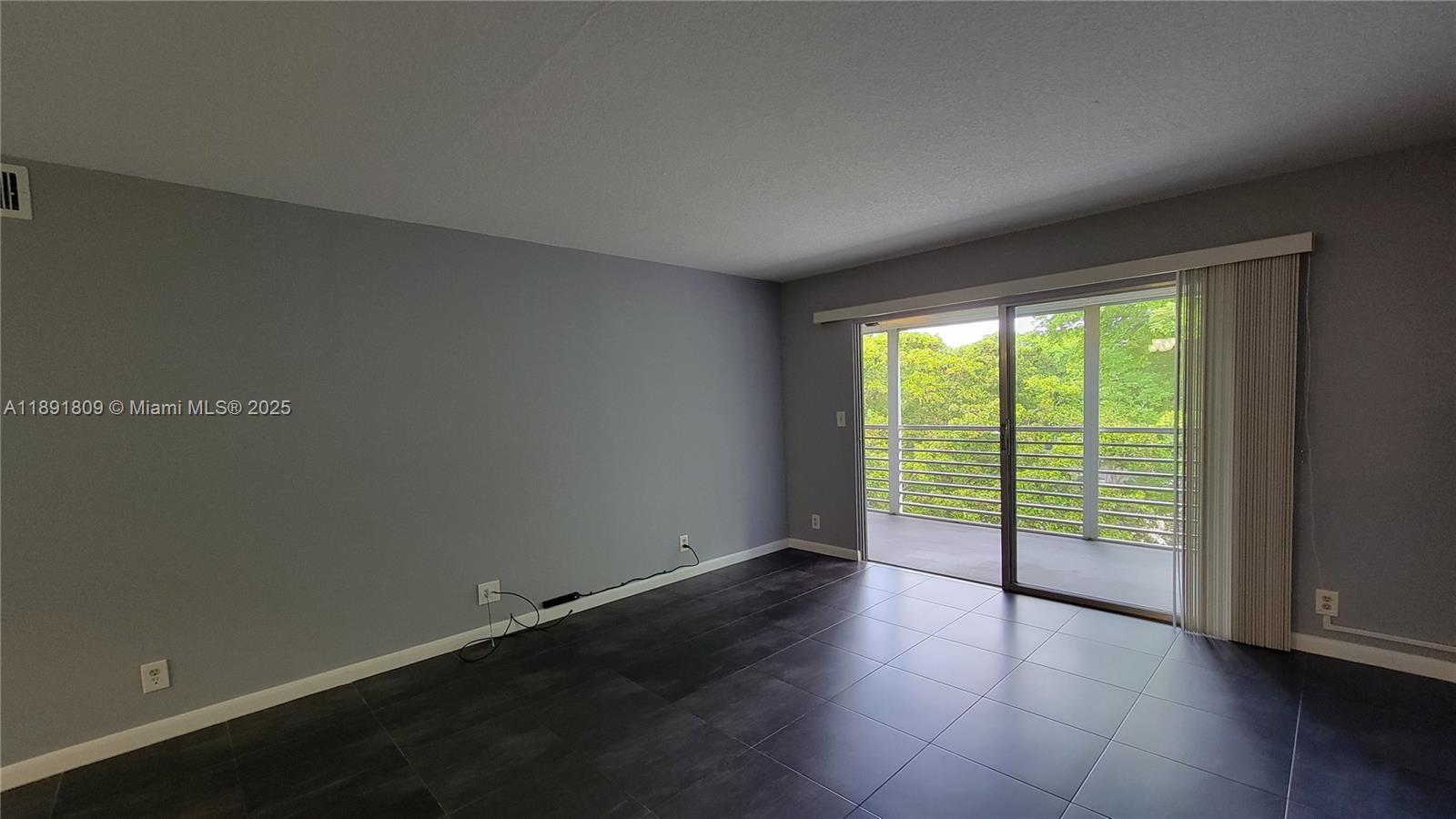 GRANADA VILLAGE D CONDO - Residential