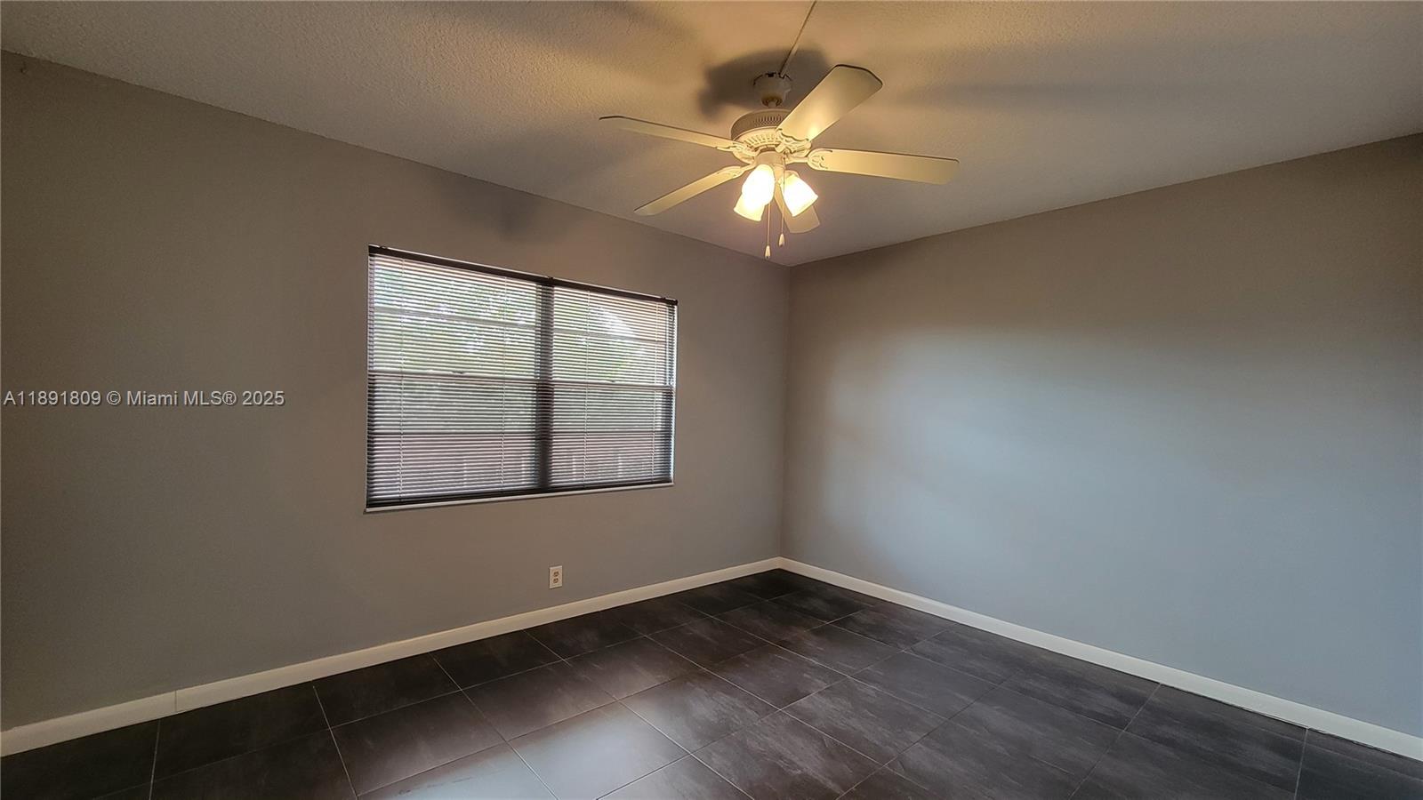 GRANADA VILLAGE D CONDO - Residential