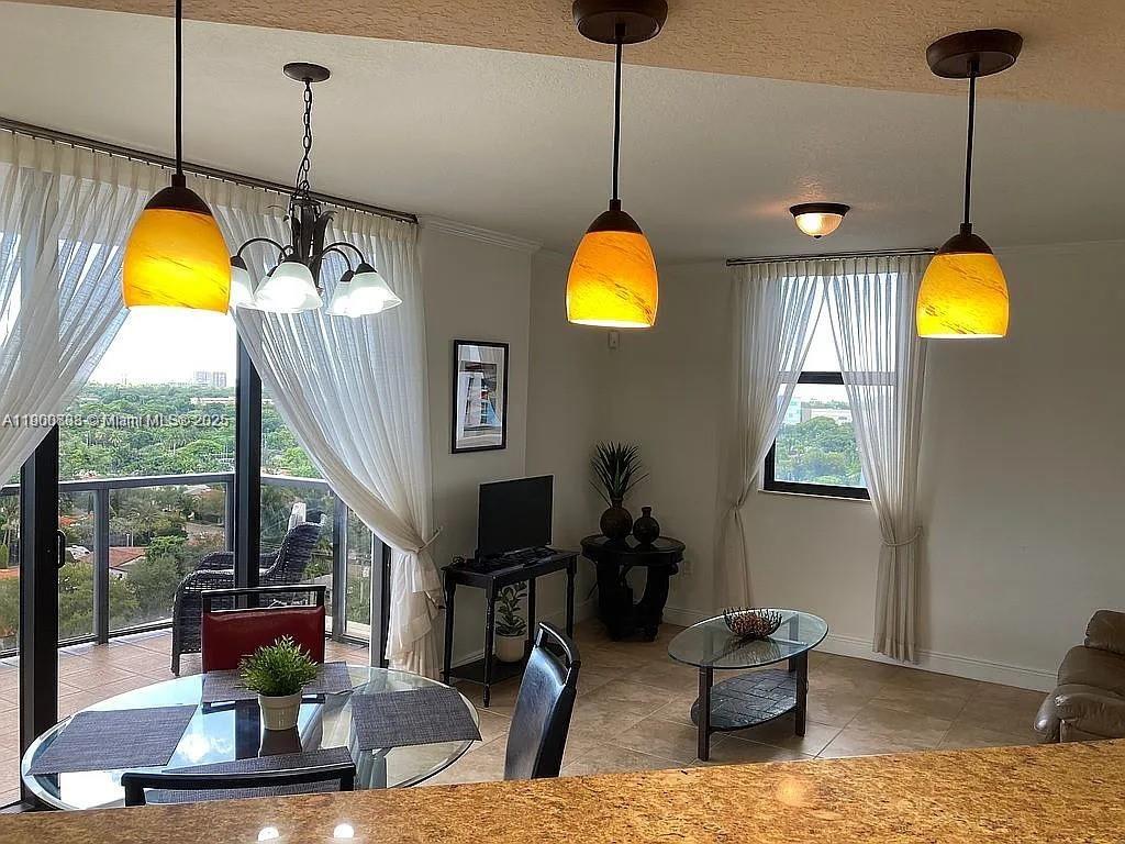 THE LUXOR RESIDENCES COND - Residential Lease