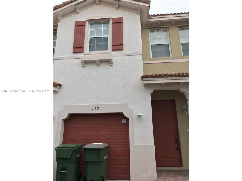 3/2.5 TOWNHOUSE IN THE GATED COMMUNITY OF PORTOFINO VILLAS WEST. A MUST SEE TO APPRECIATE. STAINLESS STEEL APPLIANCES ,1 CAR GARAGE, SPACIOUS DESIGN WITH TILE THROUGHOUT THE 1ST LEVEL, LAKE VIEW. UPSTAIRS , HAS AN OPEN LOFT FOR AN OFFICE AREA, MASTER SUITE WITH LARGE WALK IN CLOSET, ROMAN TUB AND DOUBLE SINKS. EASY TO SHOW. PET FRIENDLY WITH $250 PET FEE. EASY ACCESS TO THE TURNPIKE, NEAR BAPTIST HOSPITAL, TURKEY POINT, RESTAURANTS AND SHOPS. !!