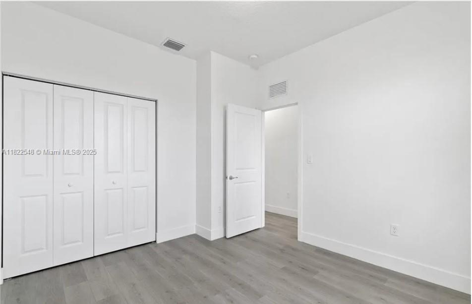 631983 - SILVERWOOD AT AVE - Residential Lease
