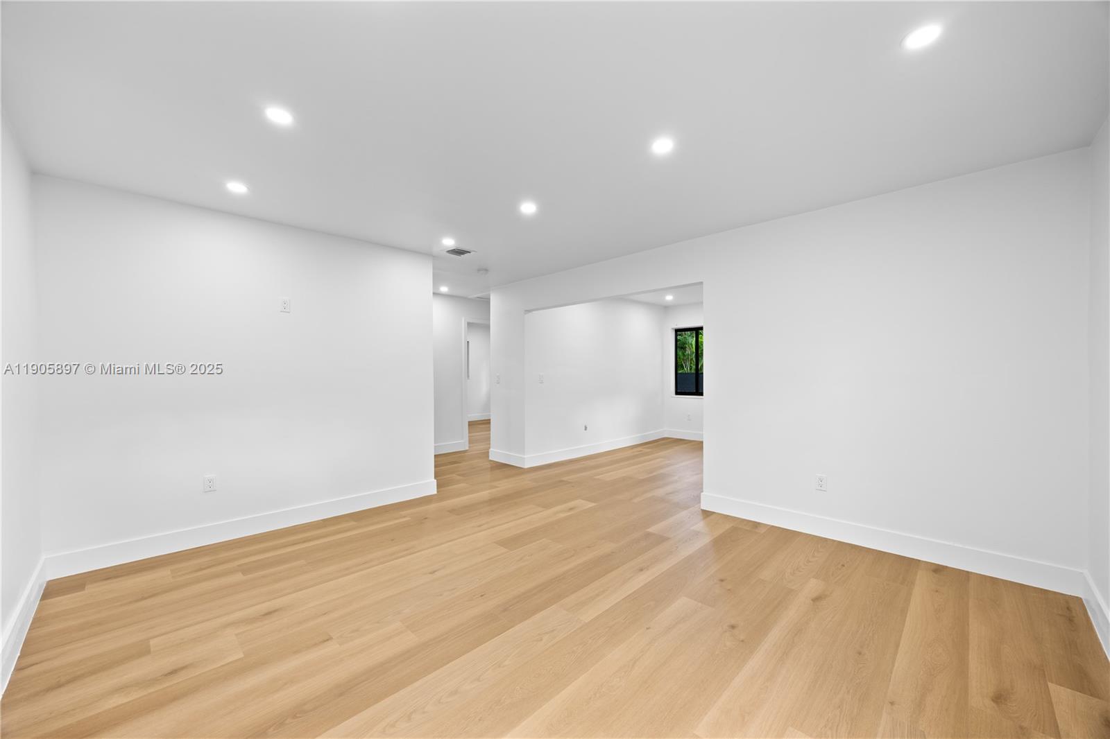 AMD PLAT ADELE HEIGHTS - Residential Income