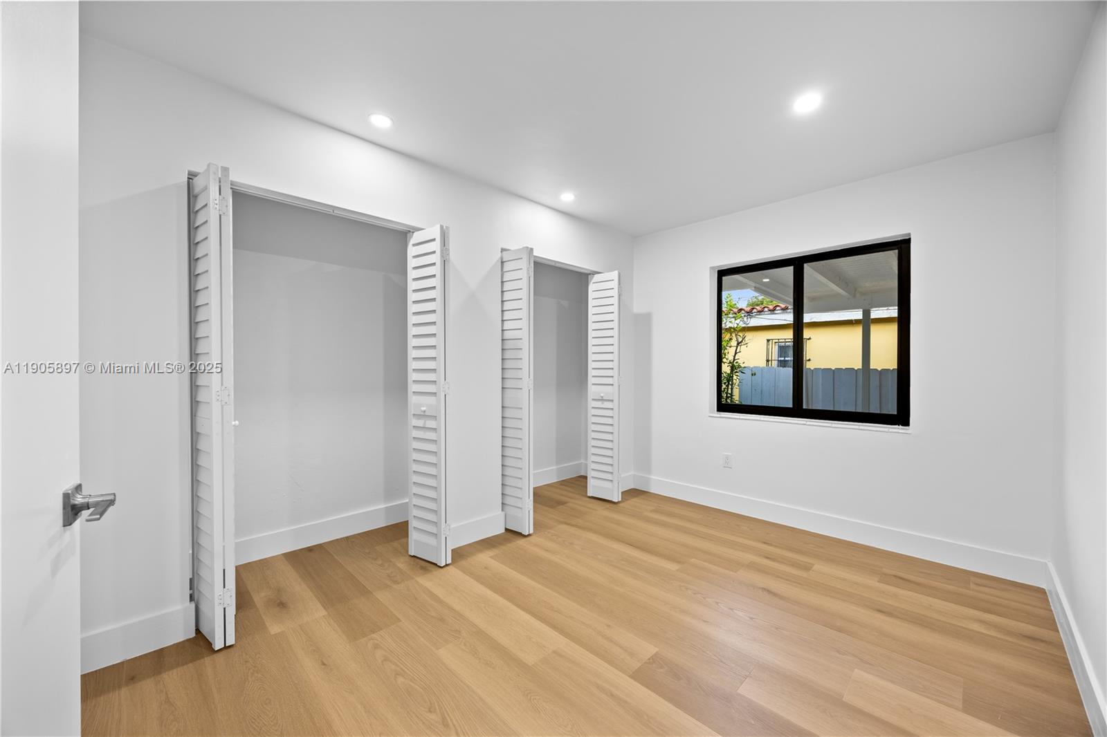 AMD PLAT ADELE HEIGHTS - Residential Income