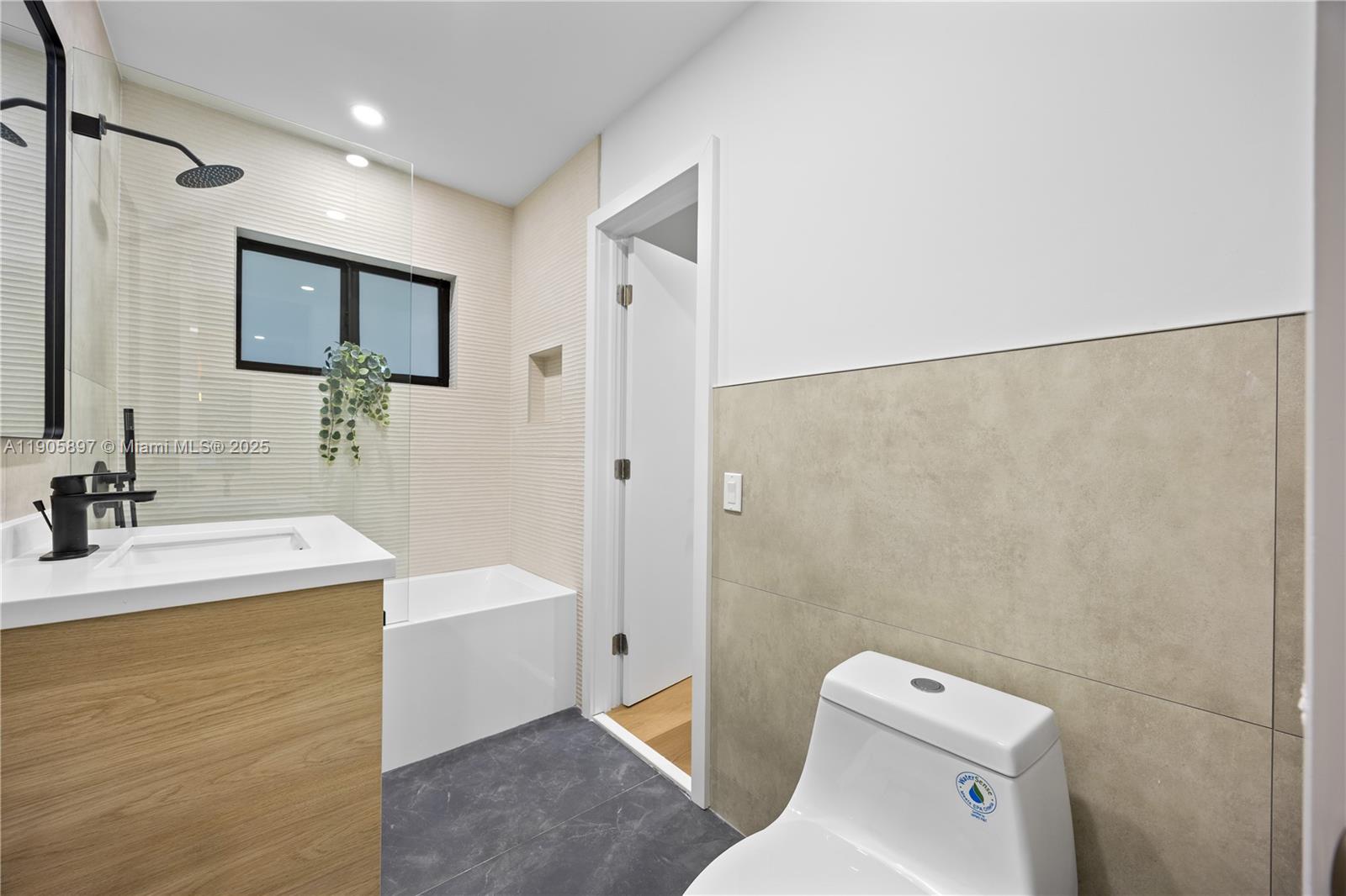 AMD PLAT ADELE HEIGHTS - Residential Income