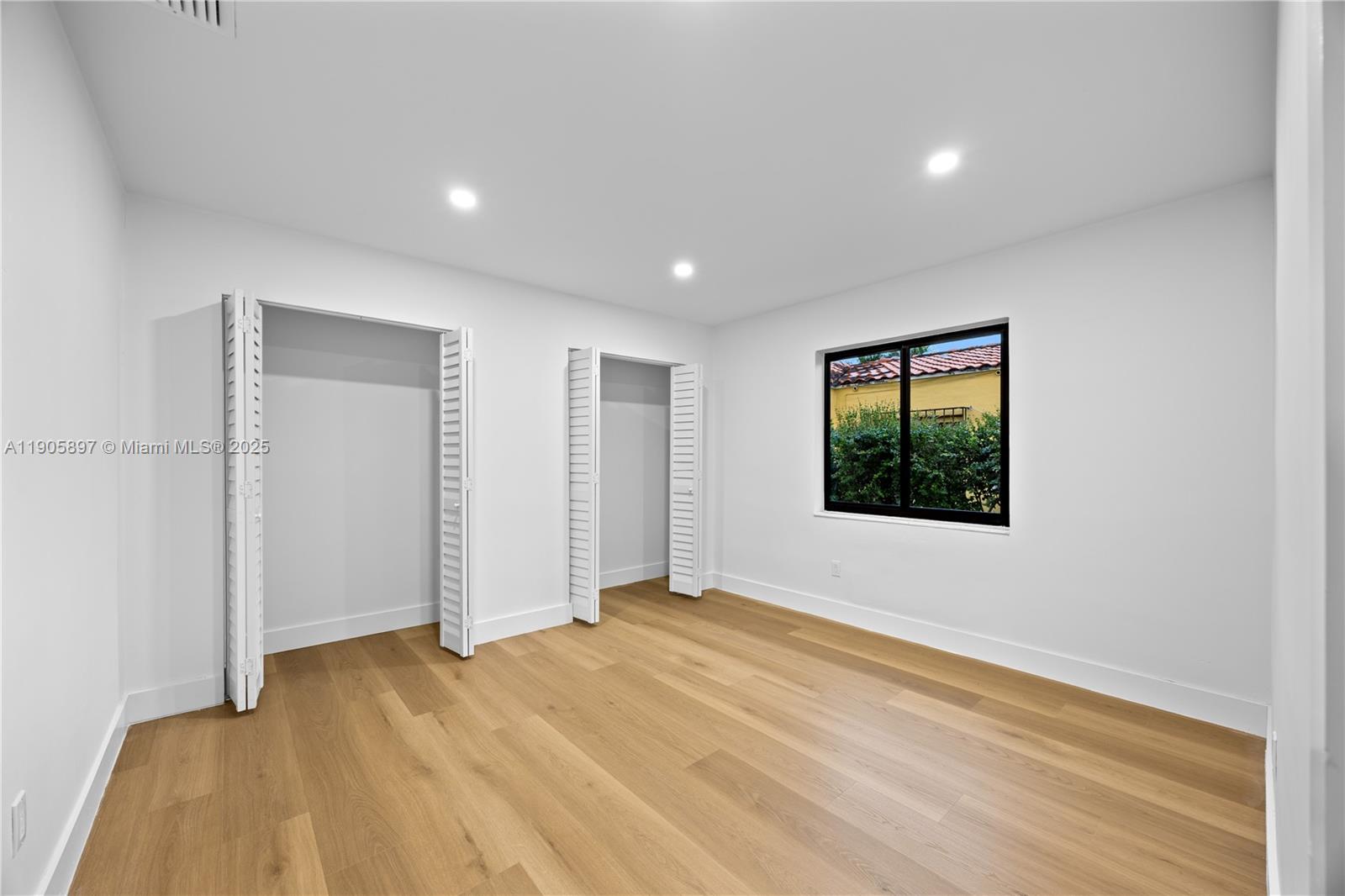 AMD PLAT ADELE HEIGHTS - Residential Income