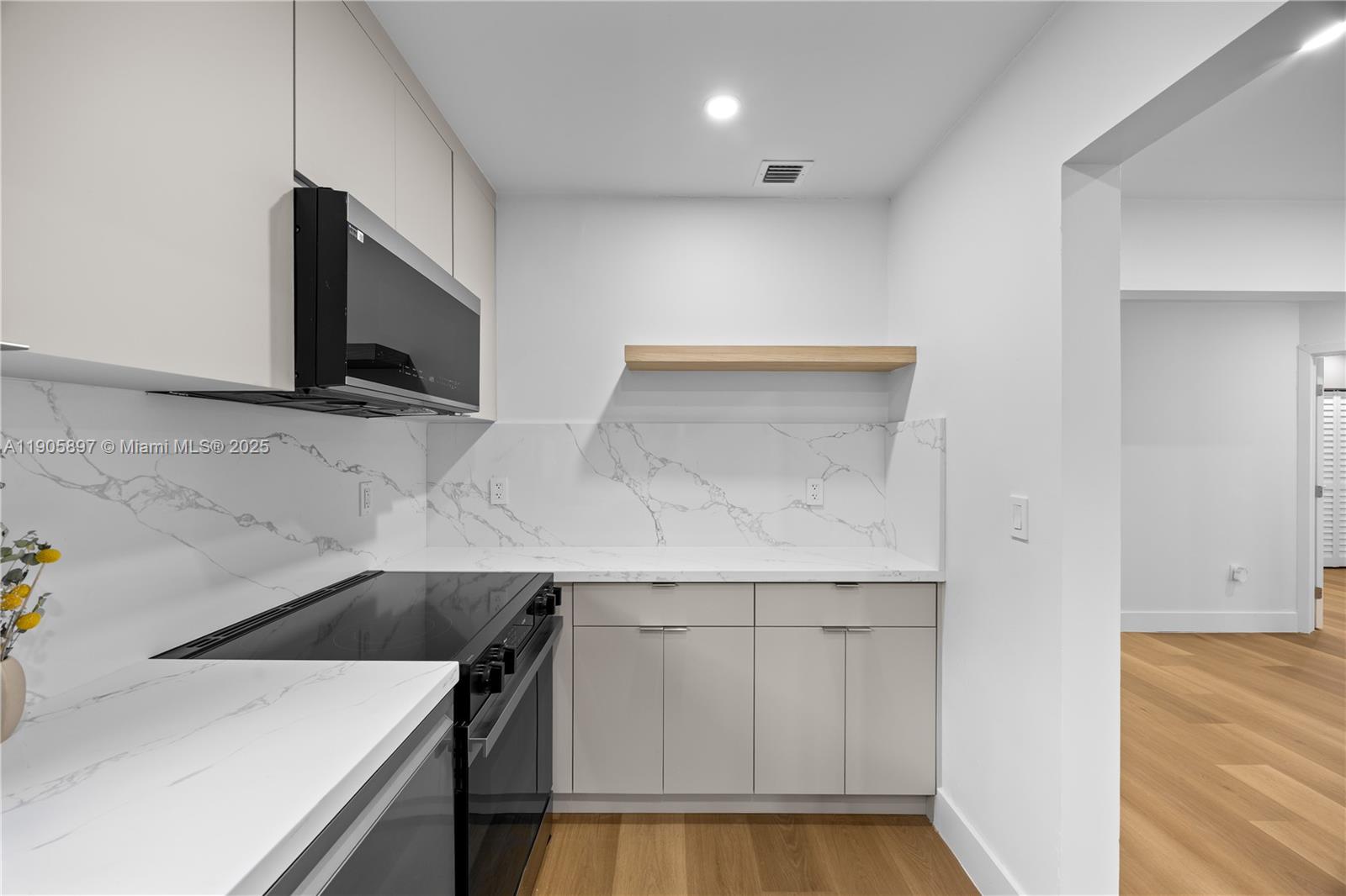 AMD PLAT ADELE HEIGHTS - Residential Income