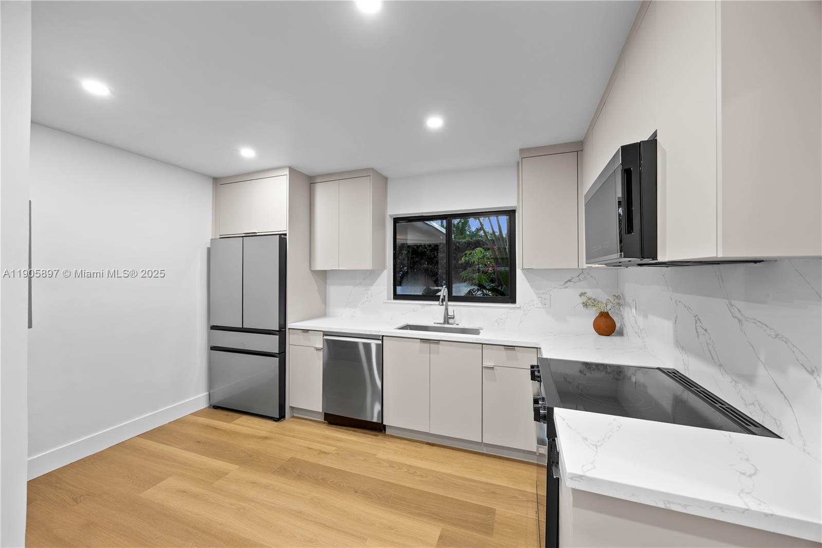 AMD PLAT ADELE HEIGHTS - Residential Income