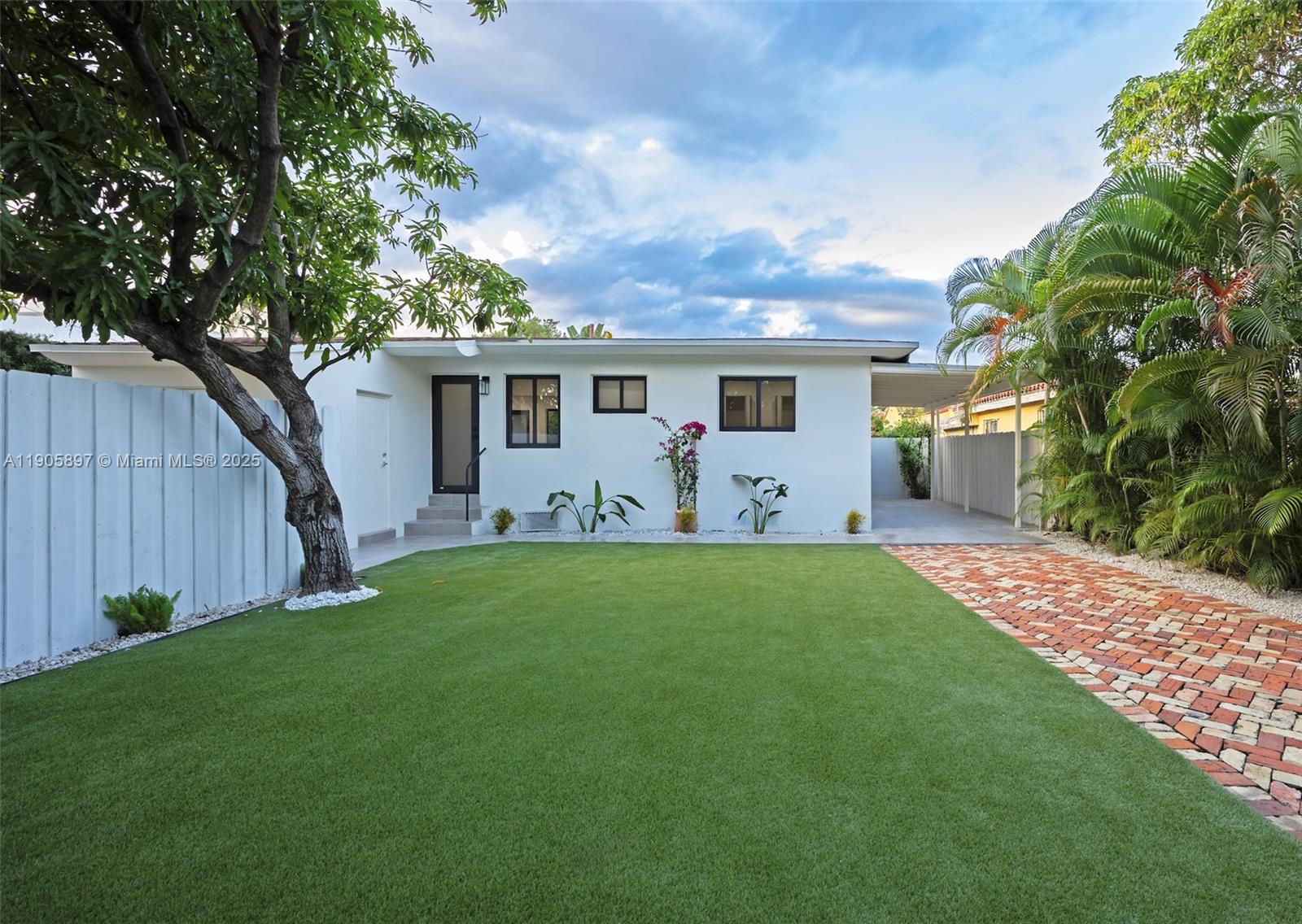 AMD PLAT ADELE HEIGHTS - Residential Income