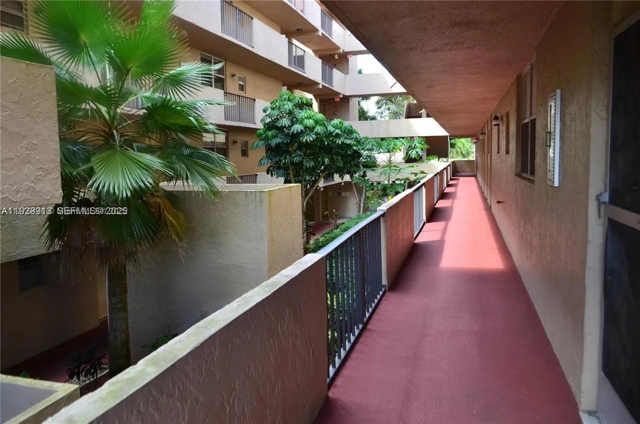 POLYNESIAN GARDENS CONDOM - Residential Lease