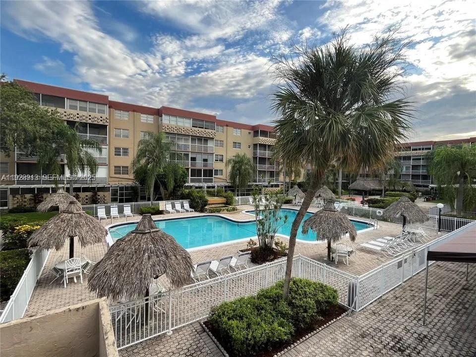 POLYNESIAN GARDENS CONDOM - Residential Lease