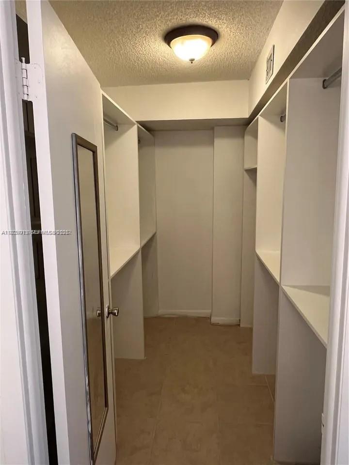 POLYNESIAN GARDENS CONDOM - Residential Lease