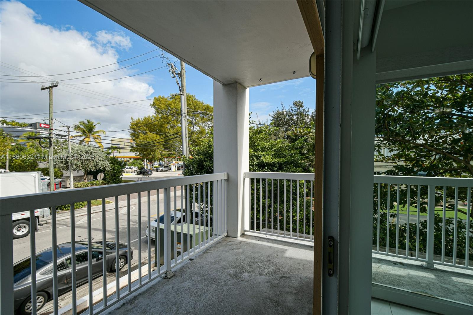 VILLAGGIO IN THE GROVE TO - Residential