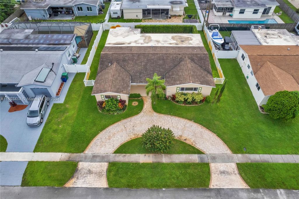 Photo of 8962 SW 52nd Pl, Cooper City, FL 33328 (MLS # A11693414)