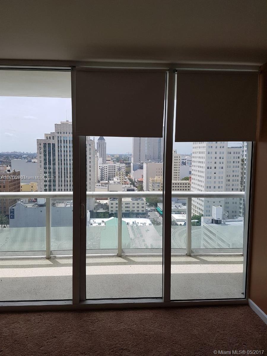 50 BISCAYNE - Residential