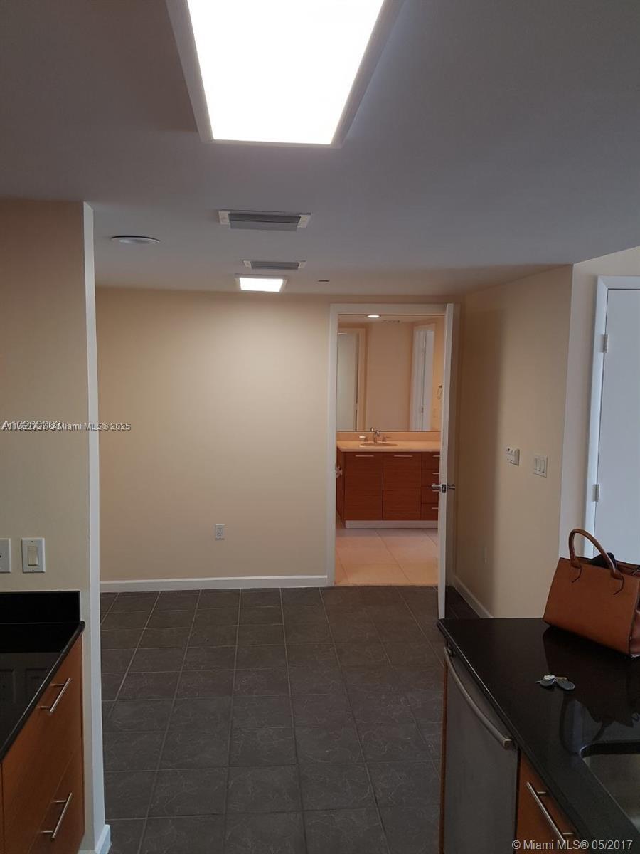 50 BISCAYNE - Residential