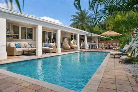 8300 SW 31st St Miami FL 33155