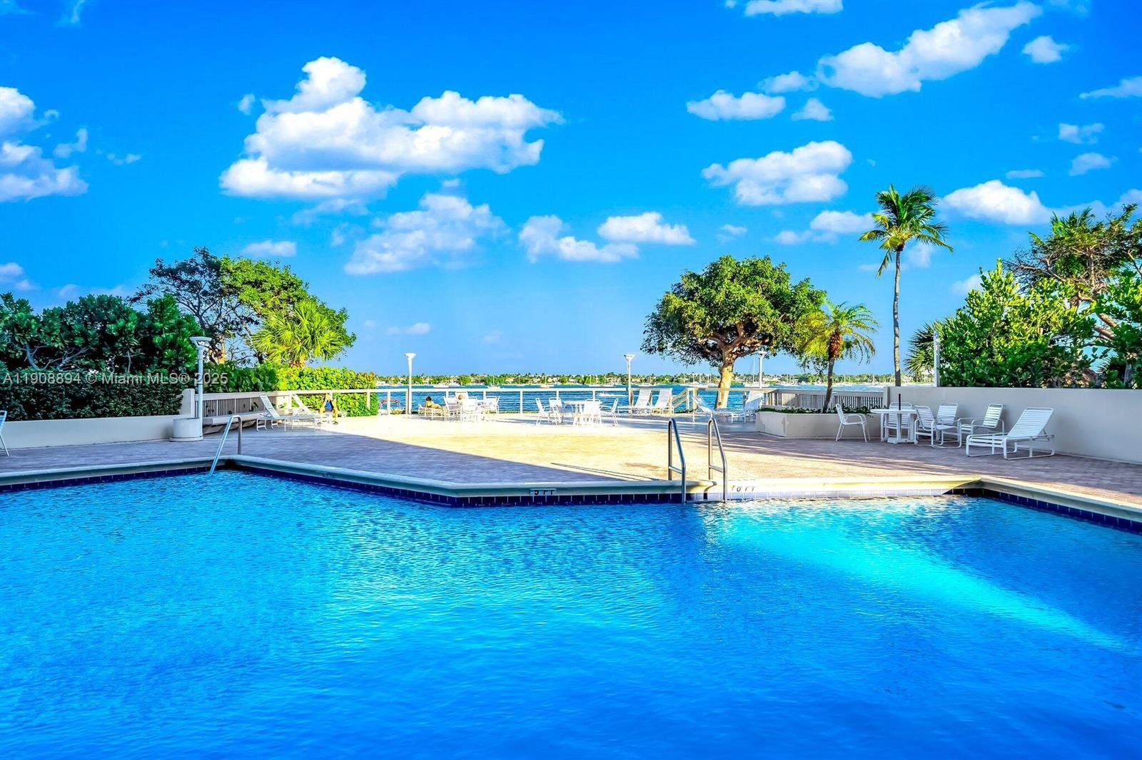 PALM BEACH HOUSE CONDO - Residential Lease