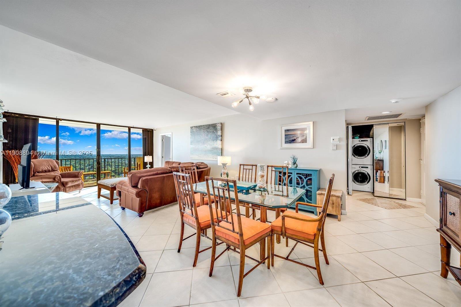 PALM BEACH HOUSE CONDO - Residential Lease