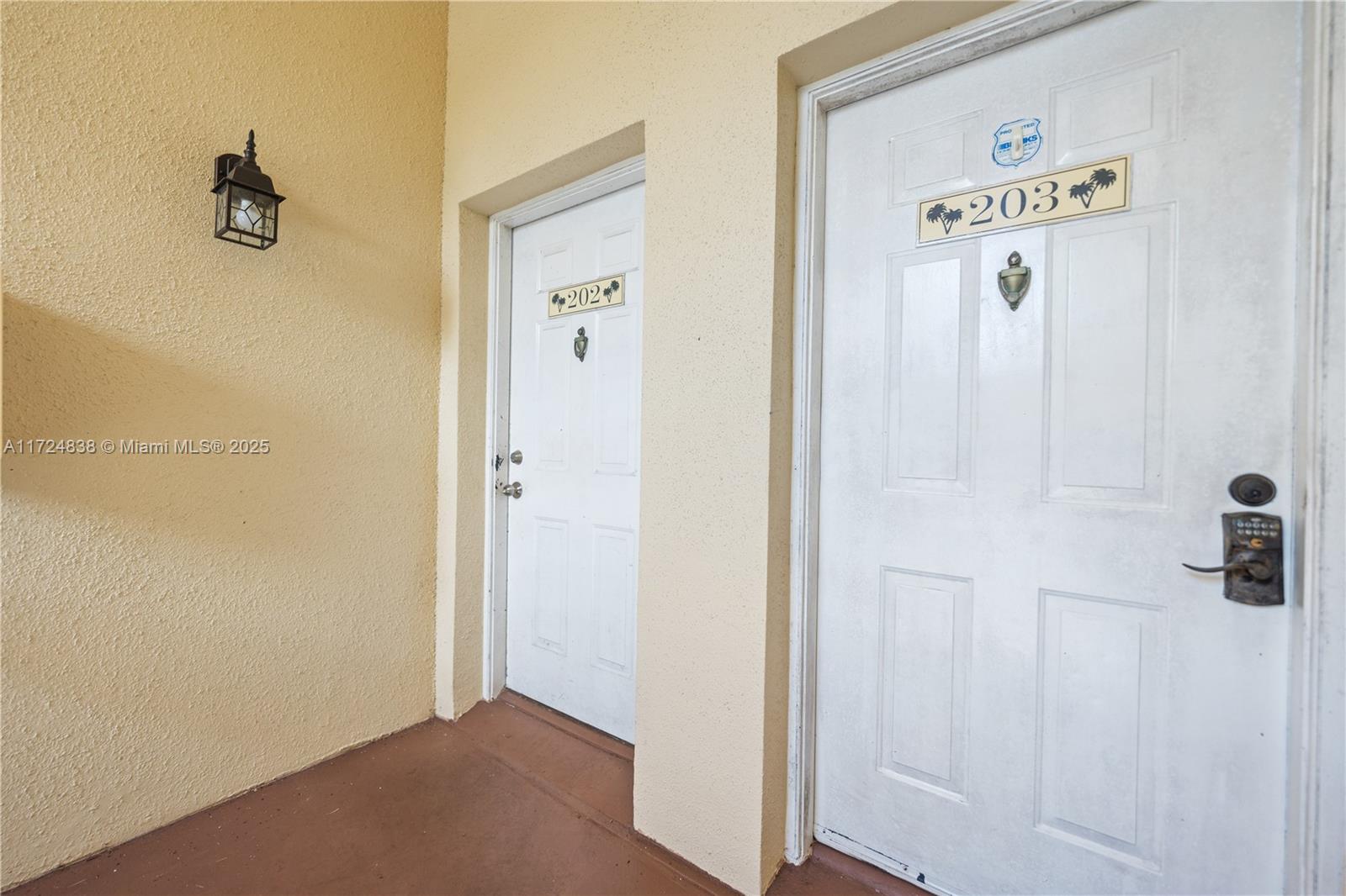 CASABLANCA ISLES CONDO - Residential