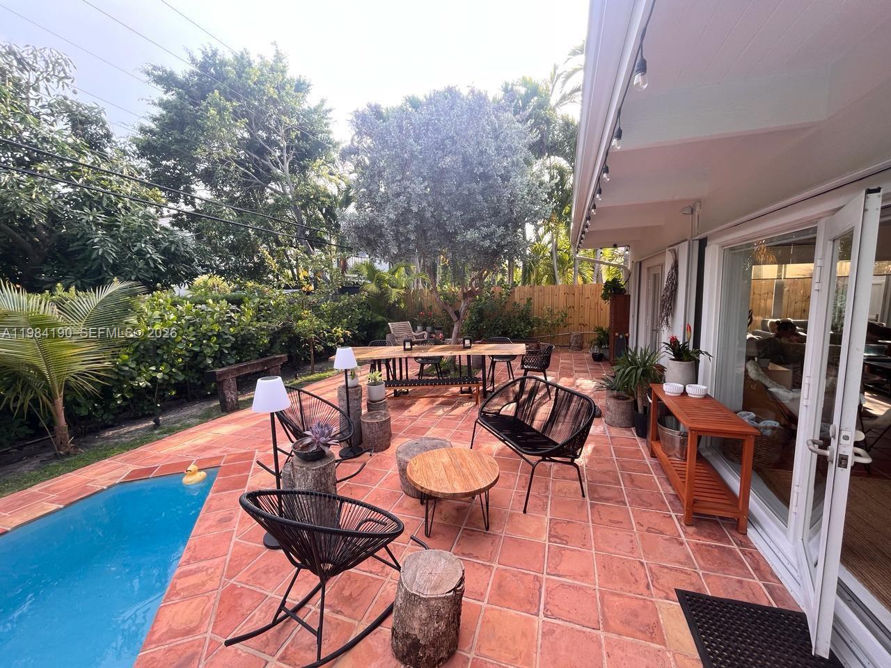 TROPICAL ISLE HOMES SUB 4 - Residential Lease