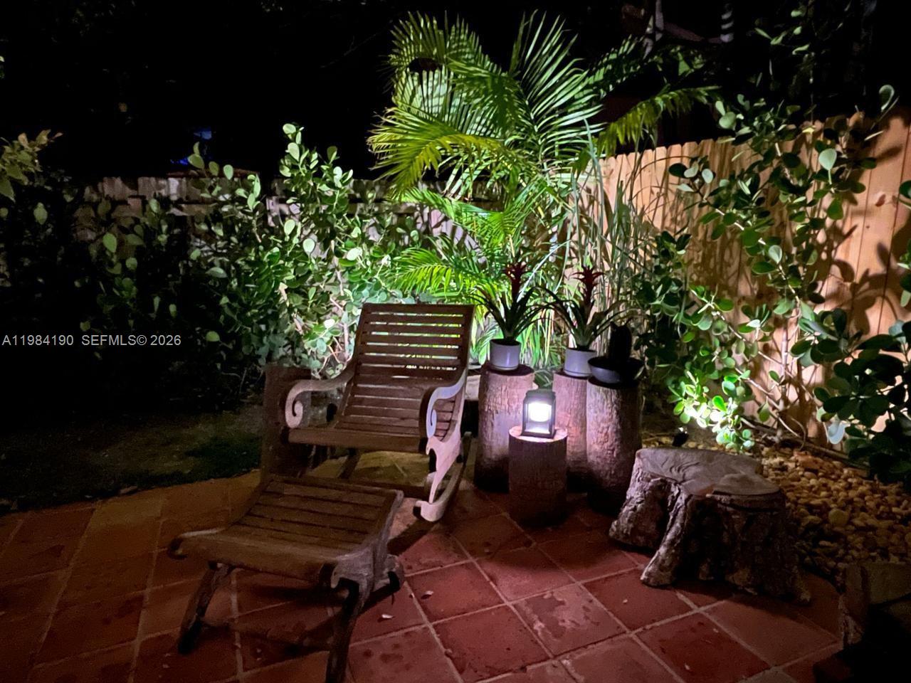 TROPICAL ISLE HOMES SUB 4 - Residential Lease