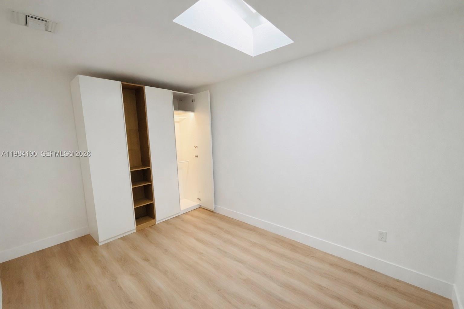 TROPICAL ISLE HOMES SUB 4 - Residential Lease