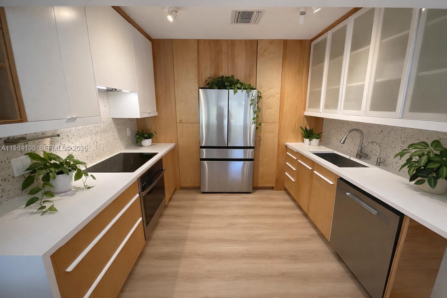 TROPICAL ISLE HOMES SUB 4 - Residential Lease