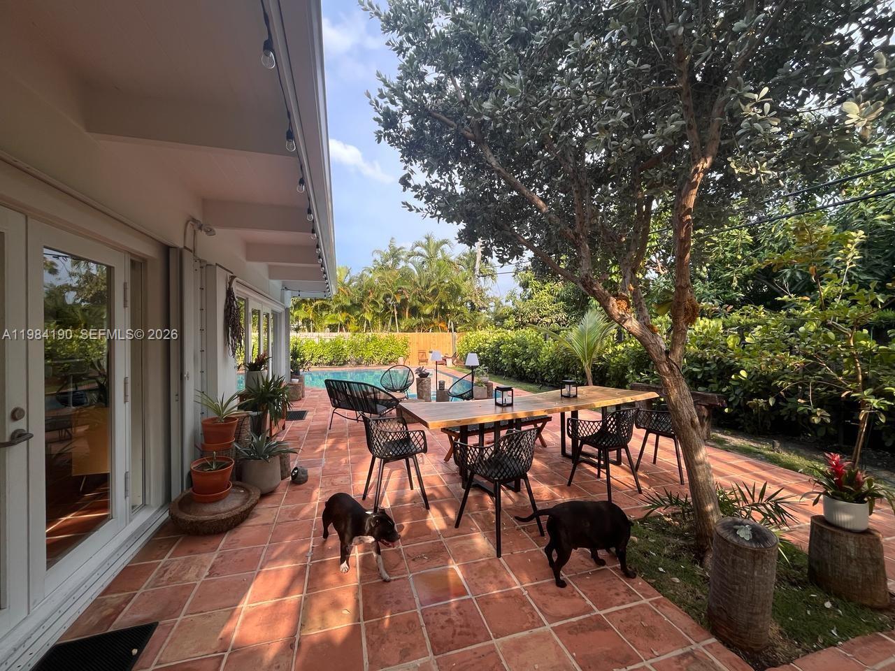 TROPICAL ISLE HOMES SUB 4 - Residential Lease