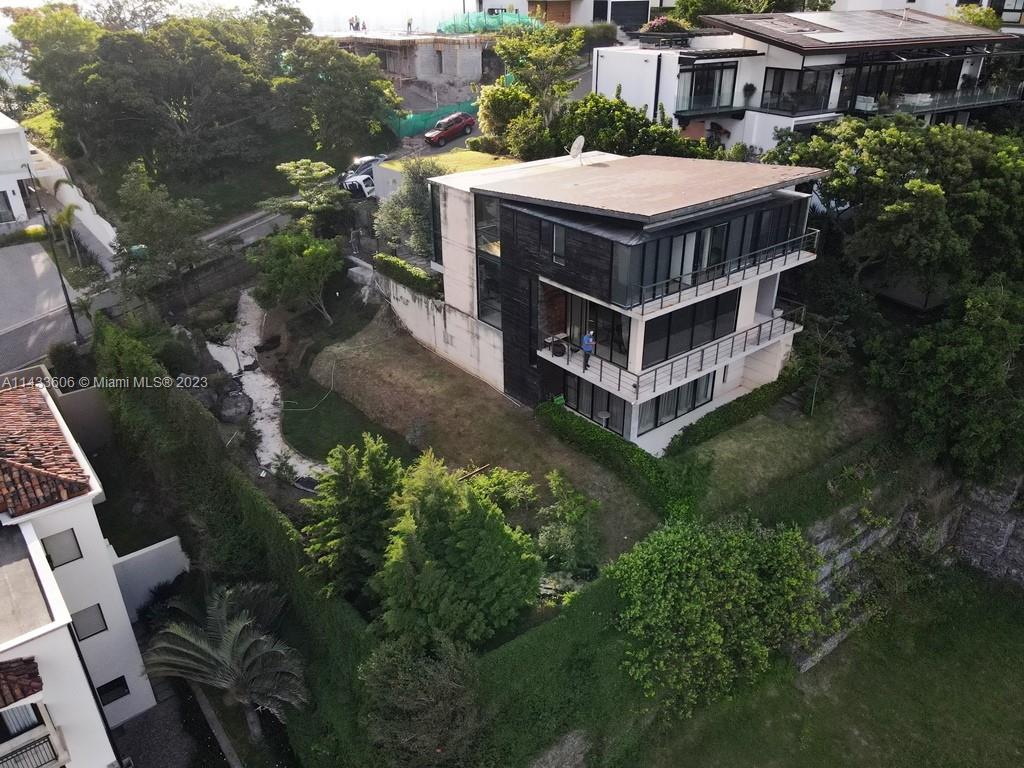 Cerro Real - Residential